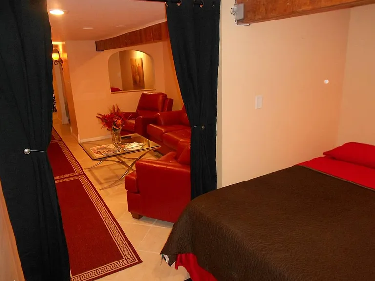 Bedroom #1 studio layout