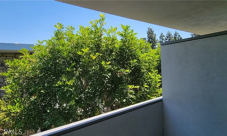 4279 W Sarah St — Photo 24