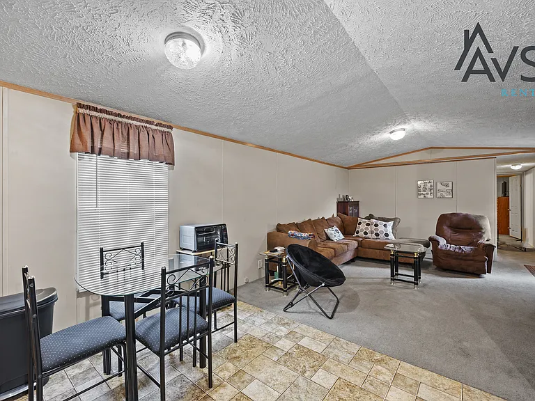 398 Volliedale Dr — Photo 8