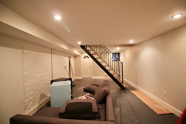 Rented by Hagstrom Management Inc | media 14