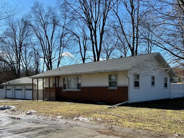 15289 Millard Rd, Three Rivers, MI 49093