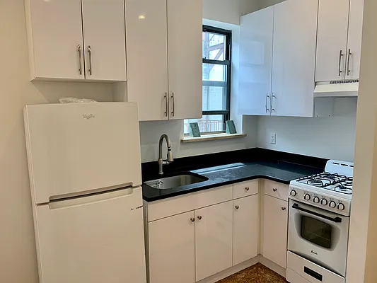 Rented by Union Square Property Management | media 5