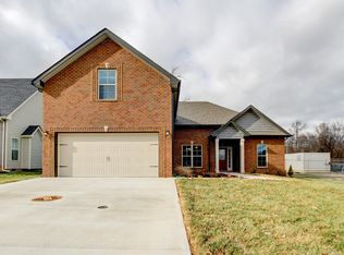 36 Griffey Ests, Clarksville, TN 37042