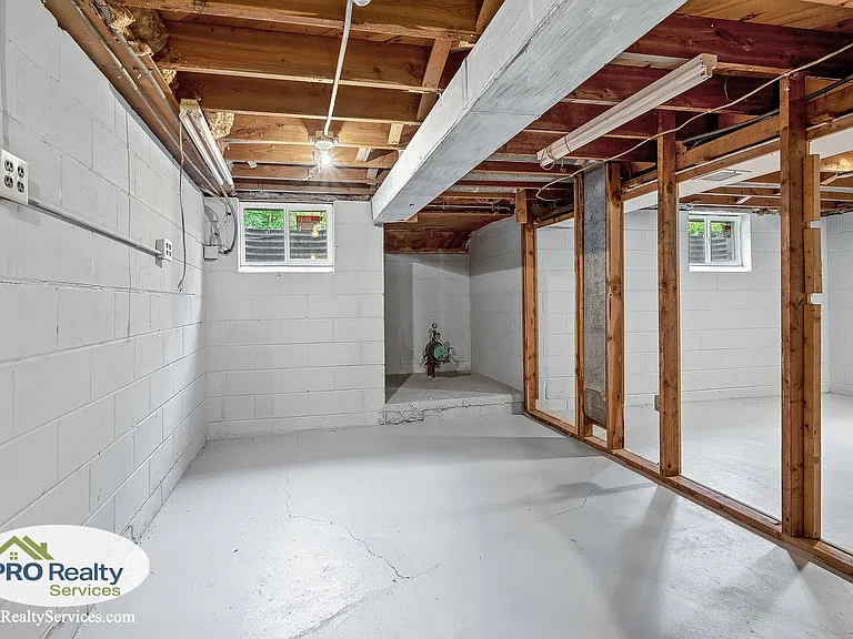 4672 Morris Ln — Photo 17