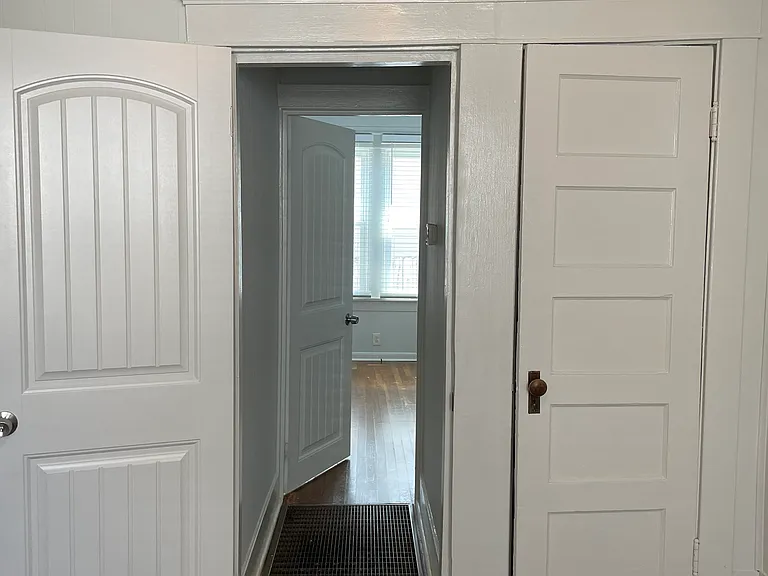 2118 Sadler Ave — Photo 8