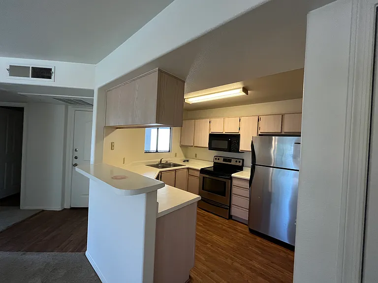 5751 N Kolb Rd #38204 — Photo 1