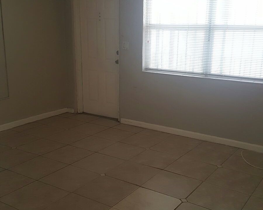 1st image of 1319 NW 60th St APT 6