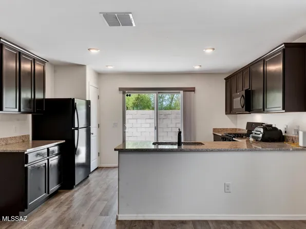 4077 E Braddock Dr, Tucson, AZ 85706