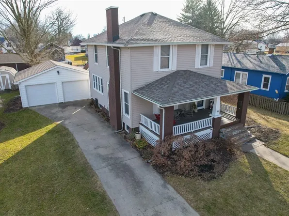 204 E Oak St, Georgetown, IL 61846