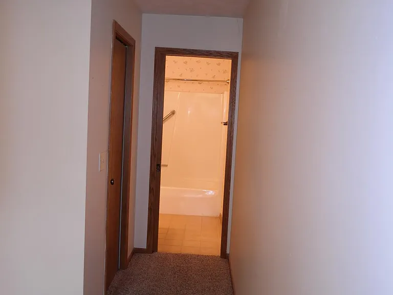 525 Spring Lane Dr — Photo 15