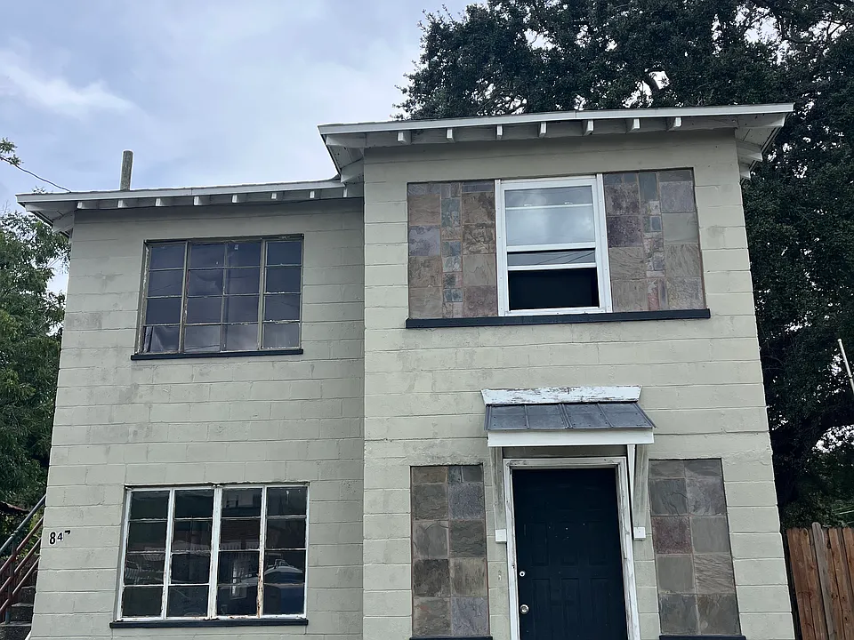 847 Short Ave