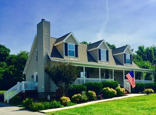 1988 Mountain View Rd, Vinton, VA 24179