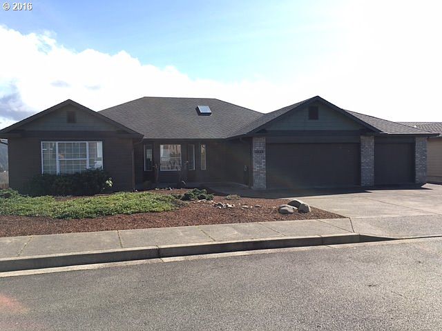 1st image of 2620 NE 49th Ct