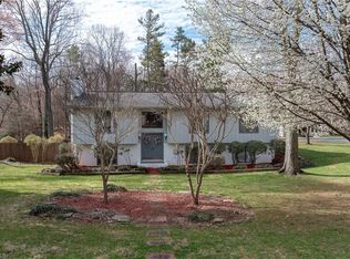 110 Forest Dr, Advance, NC 27006