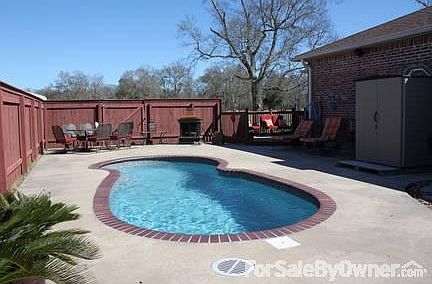 Pool View 2