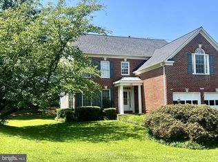 9388 Colbert Ct, Fairfax, VA 22032