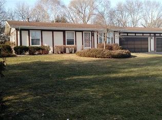 N1579 W Ra Le Dr, Fort Atkinson, WI 53538