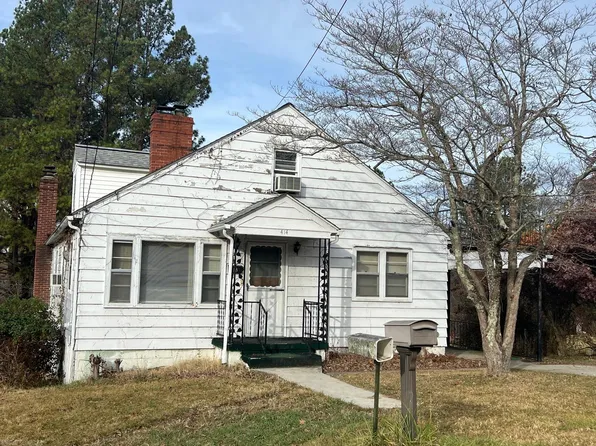 414 Graham St, Pulaski, VA 24301