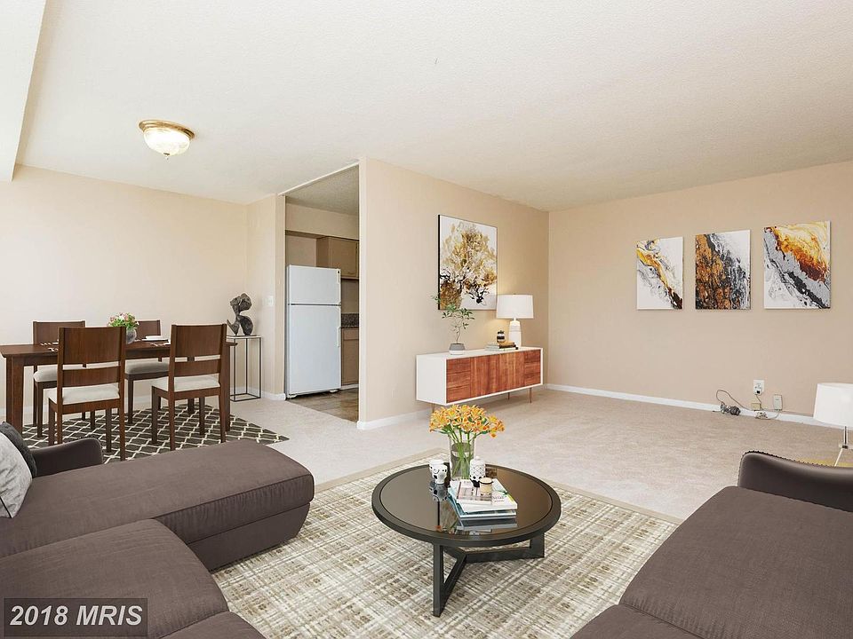 1st image of 4410 Oglethorpe St APT 203