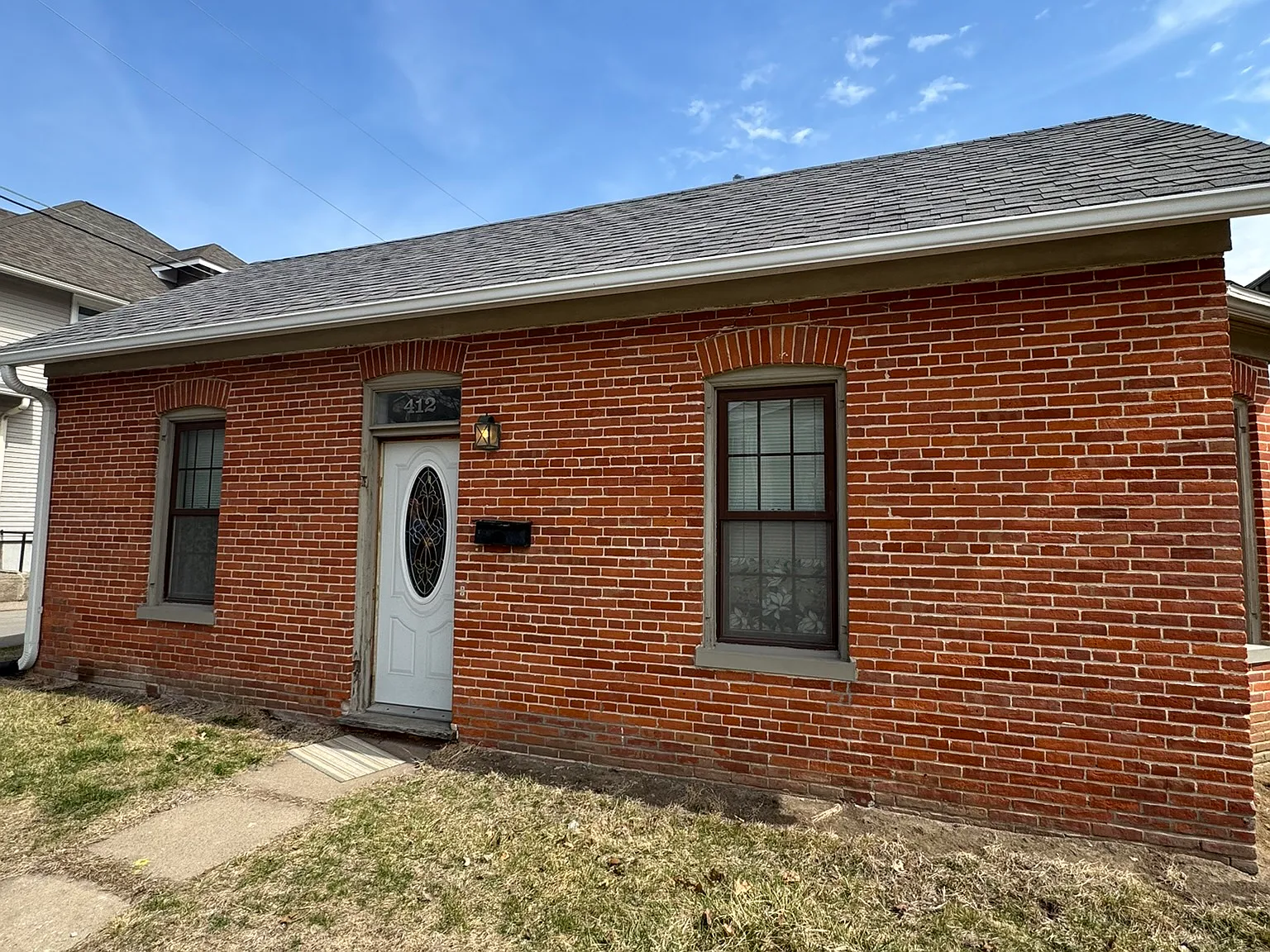 412 N Dubuque St — Photo 1