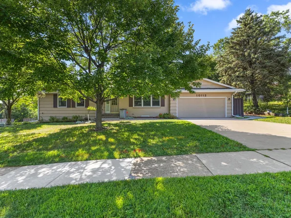10112 Nord Ave S, Bloomington, MN 55437