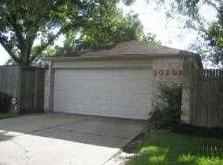10203 Foxrow Ln, Houston, TX 77064