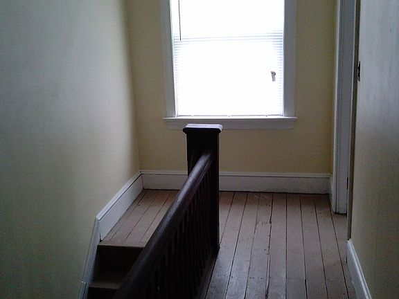 3rd floor hall