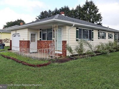 74 Barbuda St, Toms River, NJ, 08757