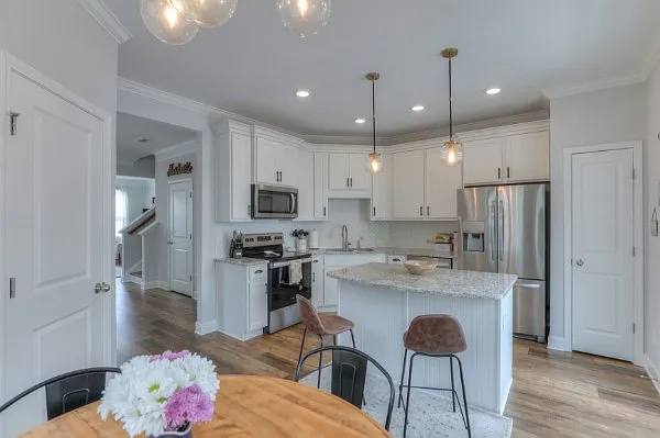 600 Heck Ln — Photo 8
