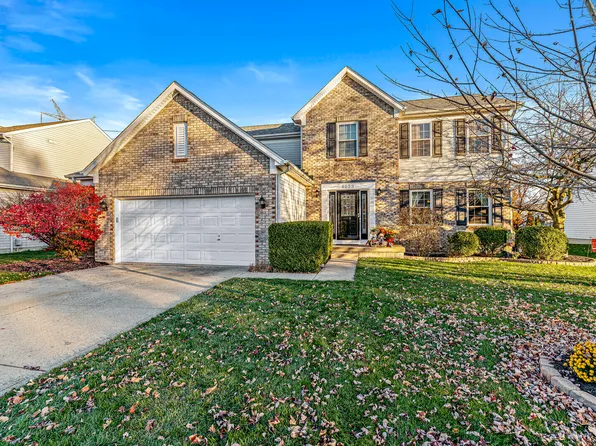 6523 Oxford Dr, Zionsville, IN 46077