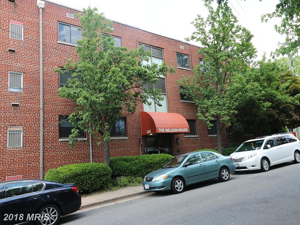 1st image of 320 E Nelson Ave