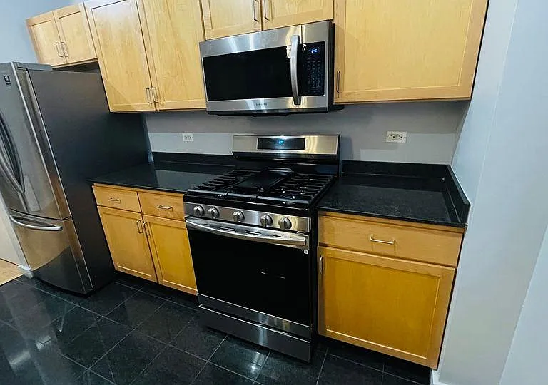 5 N Wabash Ave #1401 — Photo 15
