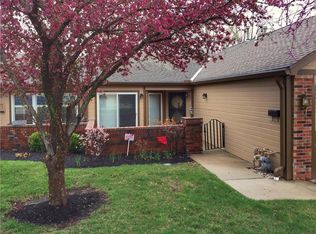 6611 NW Revere Dr, Kansas City, MO 64151