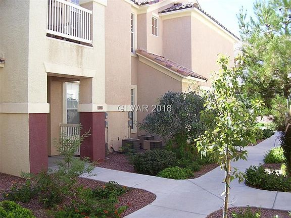 5th image of 5855 Valley Dr Unit 1068