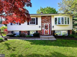 685 208th St, Pasadena, MD 21122