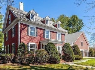 736 Andover St, Lowell, MA 01852