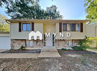 5878 Willow Springs Dr, Millington, TN 38053