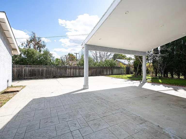 8437 Quartz Ave — Photo 34