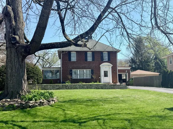 1942 Bedford Rd, Columbus, OH 43212
