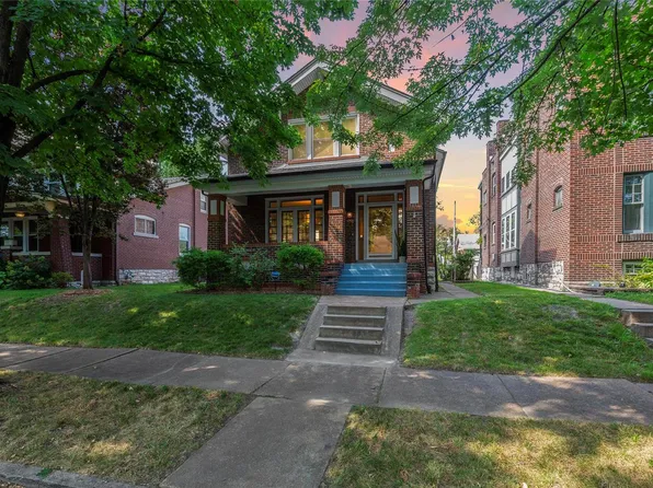 932 Dover Pl, Saint Louis, MO 63111