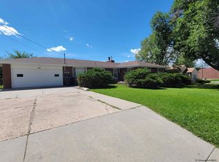 405 Storey Blvd, Cheyenne, WY 82009