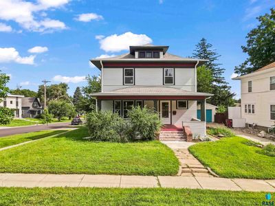 302 E 19th St, Sioux Falls, SD, 57105