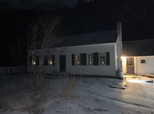 30 Back St, Newfane, VT 05345