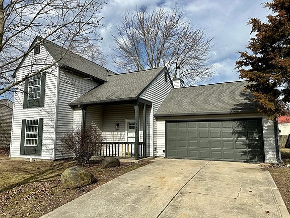 2nd image of 142 Country Wood Dr