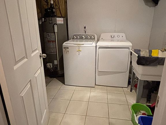 5th image of 45 Gladys Rd #Basement