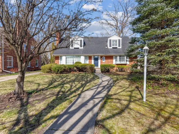 320 Cloverly Rd, Grosse Pointe Farms, MI 48236