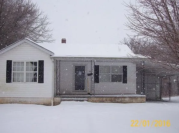 605 Monroe Dr, Tompkinsville, KY 42167