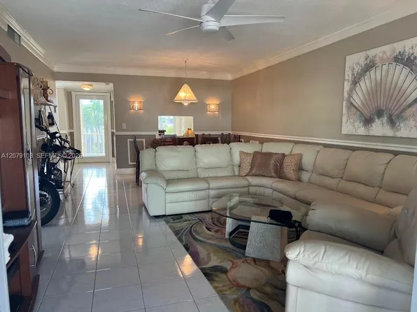 1350 Atlantic Shores Blvd APT 322, Hallandale, FL 33009