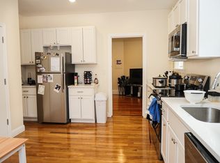10 Beals St APT 1, Brookline, MA 02446
