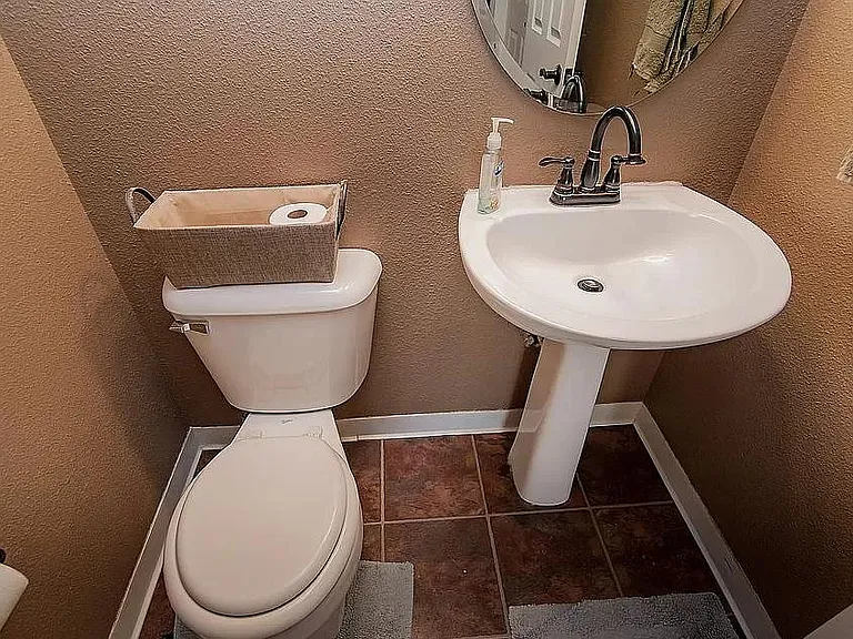 7715 Galiano Dr — Photo 14